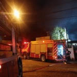 Incêndio atinge depósito de madeira e mobiliza Corpo de Bombeiros no bairro Itoupavazinha