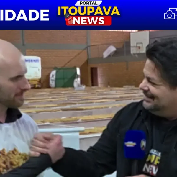 Vila Itoupava celebra o 7 de Setembro com desfile cívico e o tradicional corte da maior cuca do Brasil